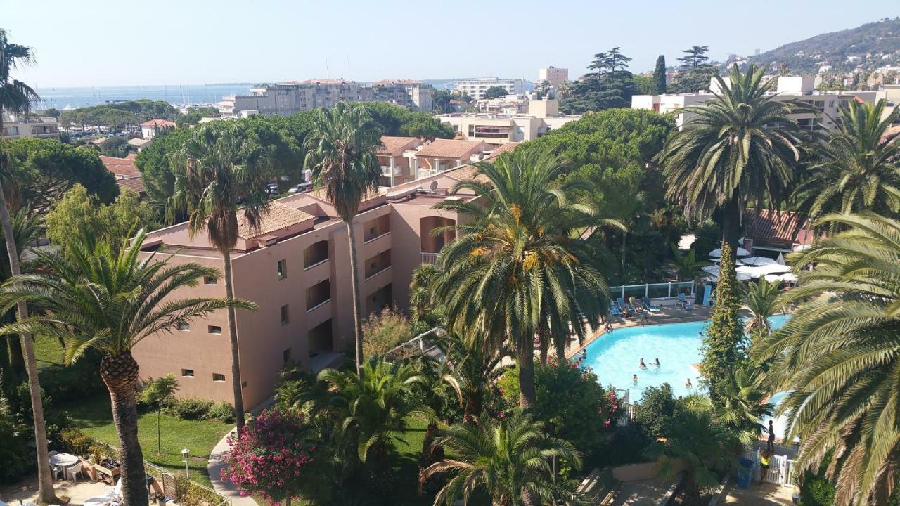 Appartement T2 De Standing Au Pied Des Plages Golfe-Juan Zewnętrze zdjęcie