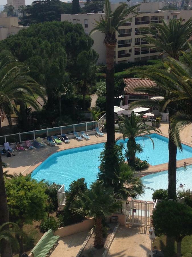Appartement T2 De Standing Au Pied Des Plages Golfe-Juan Zewnętrze zdjęcie