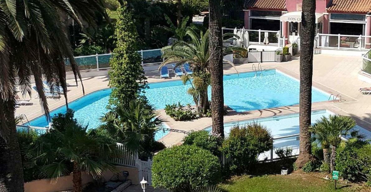 Appartement T2 De Standing Au Pied Des Plages Golfe-Juan Zewnętrze zdjęcie